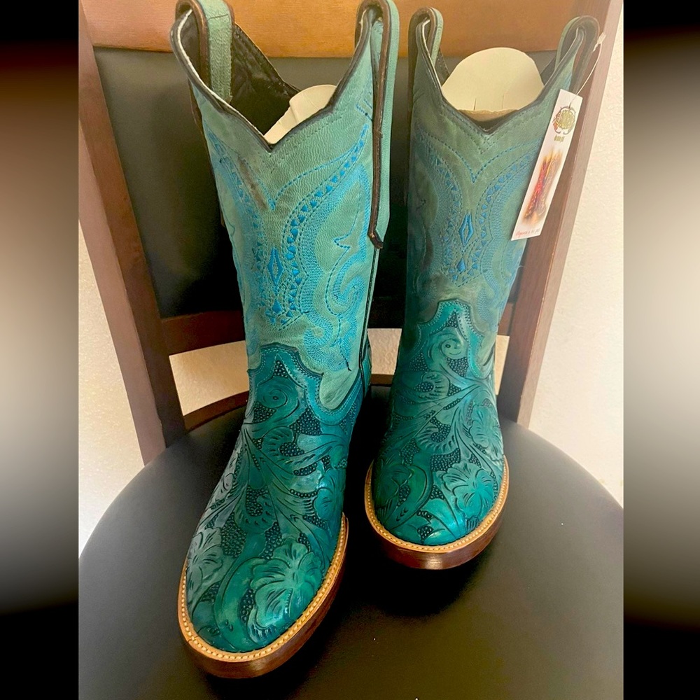 Tooled leather cowgirl boots